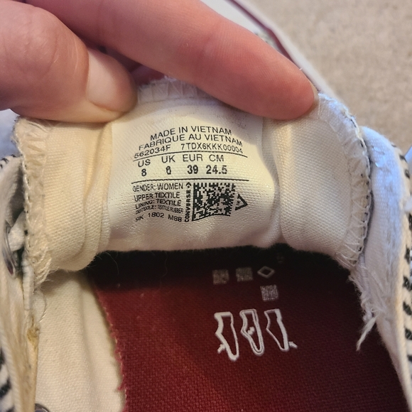 Stripped Slip on Coverse - Picture 6 of 6